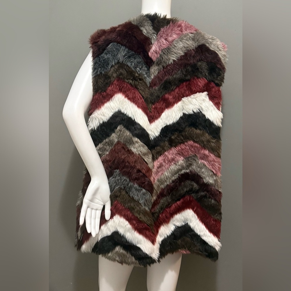 Fever Faux Fur Vest Size L - Picture 2 of 2